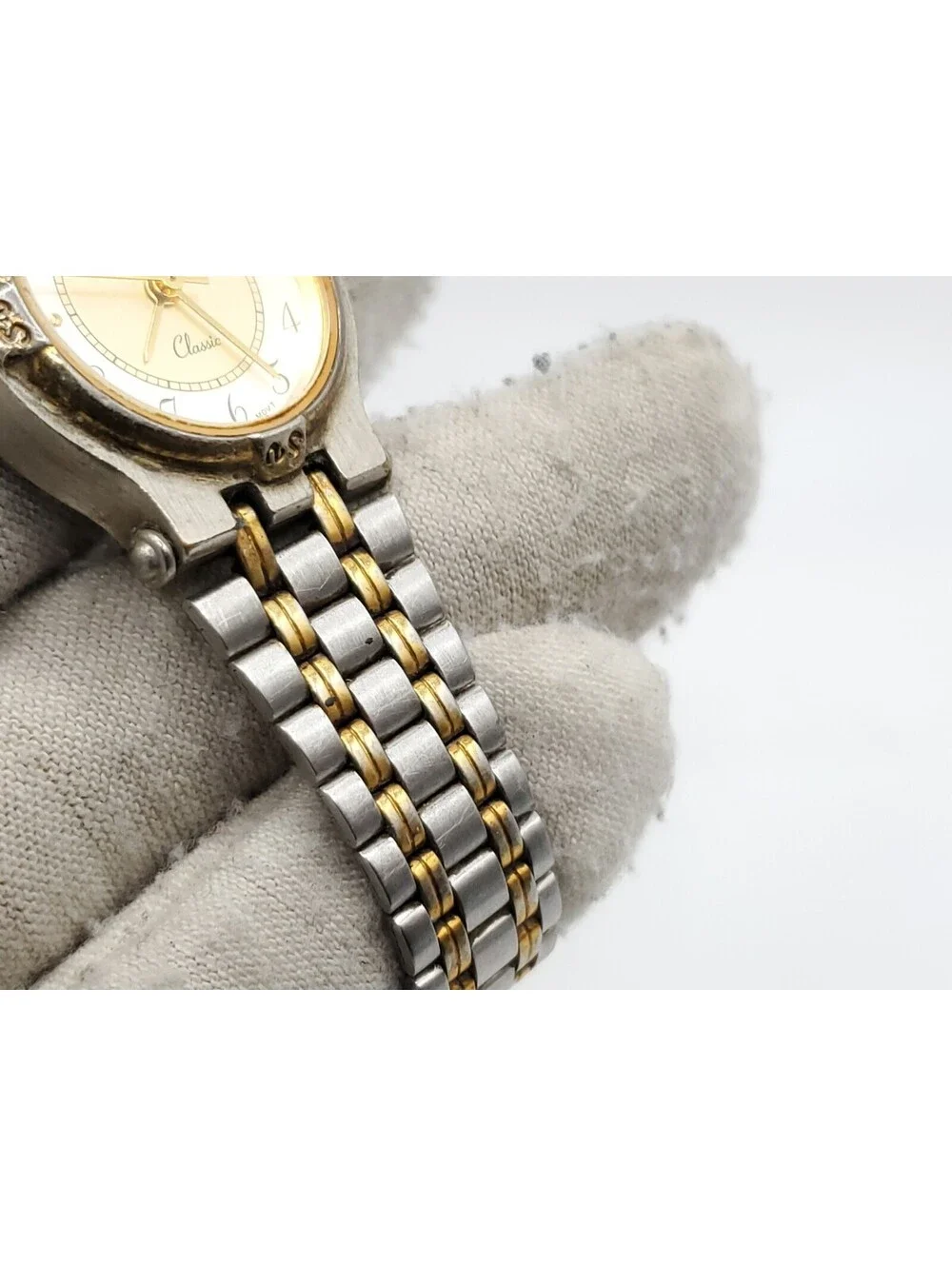 Sergio Valente Classic Quartz Watch Women New Battery Two Tone Adjustable 23mm
